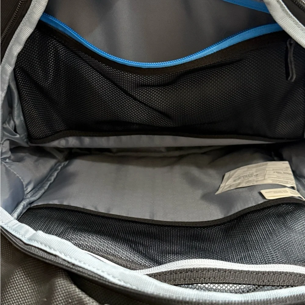 NWOT Dell Premier Backpack 15 Laptop Tech Travel Bag PE1520P Black TSA Approved.